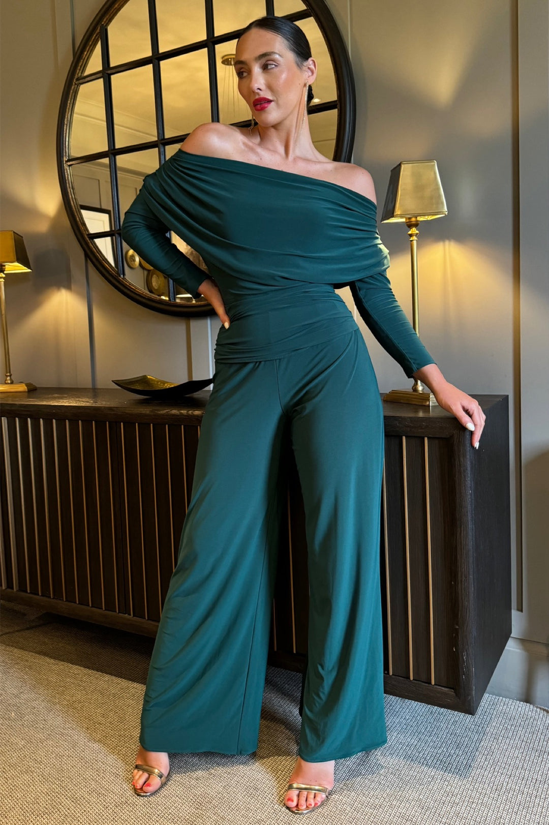 Carbon jumpsuit with sleeve in forest green