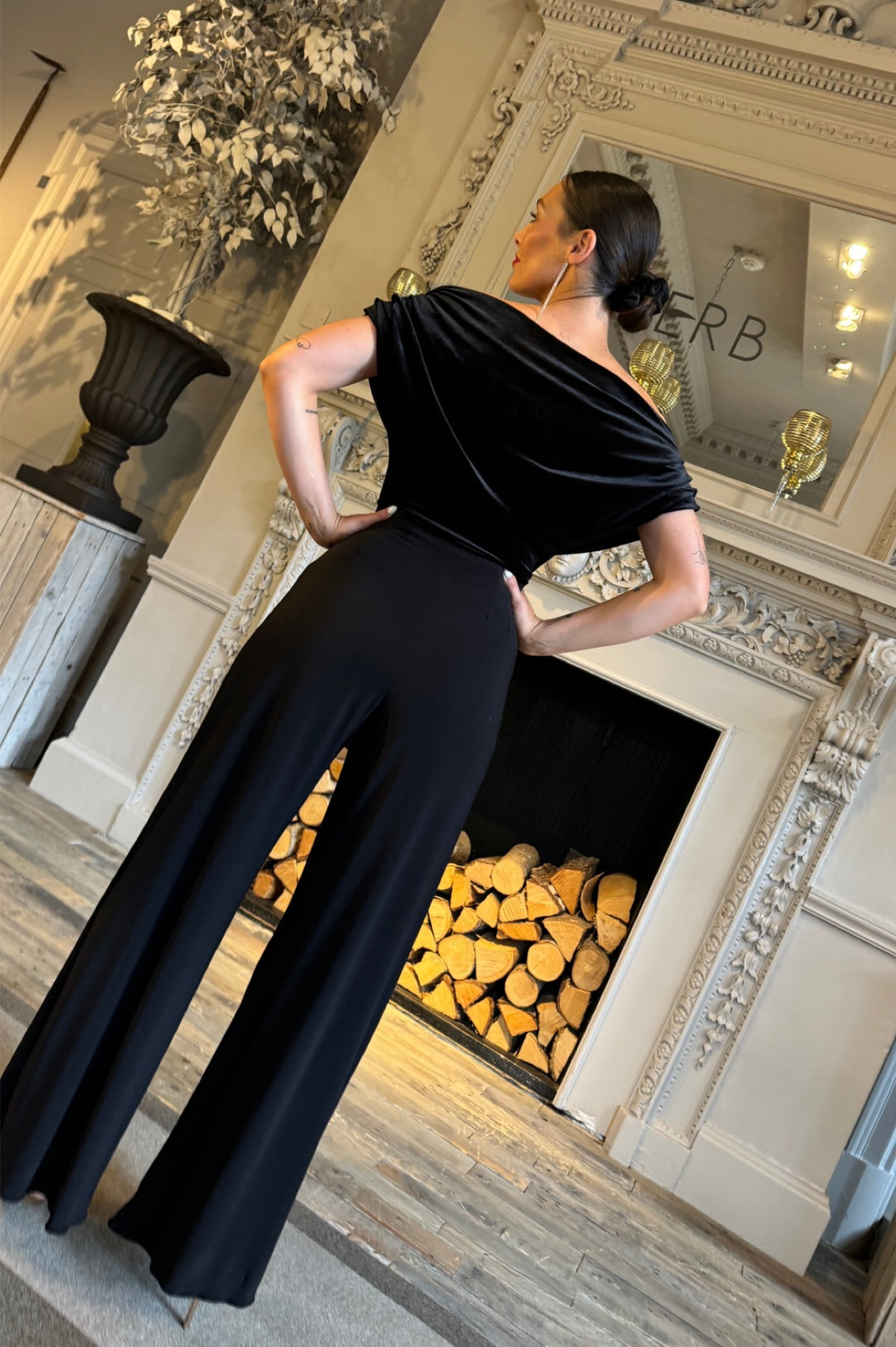 Carbon jumpsuit in black velvet & black